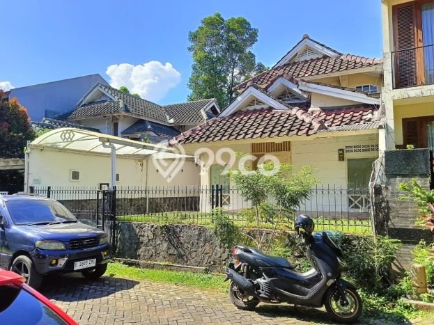 Jual Rumah Eksklusif 3 KT di Rempoa, Tangerang Selatan Jual Rumah Eksklusif 3 KT di Rempoa, Tangerang Selatan