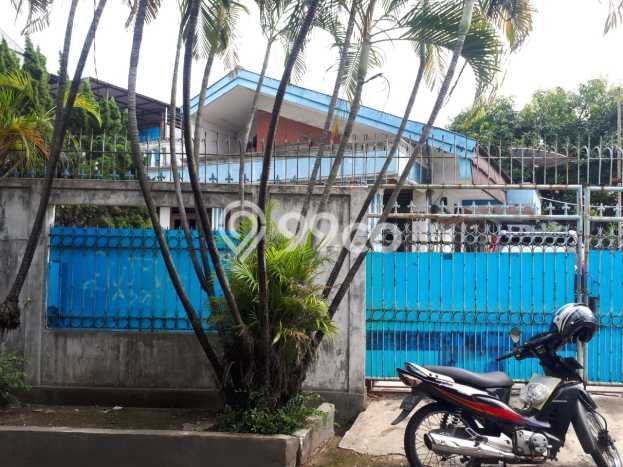 Dijual Hunian Rumah Terawat 5 KT di Meruya, Jakarta Barat Dijual Hunian Rumah Terawat 5 KT di Meruya, Jakarta Barat