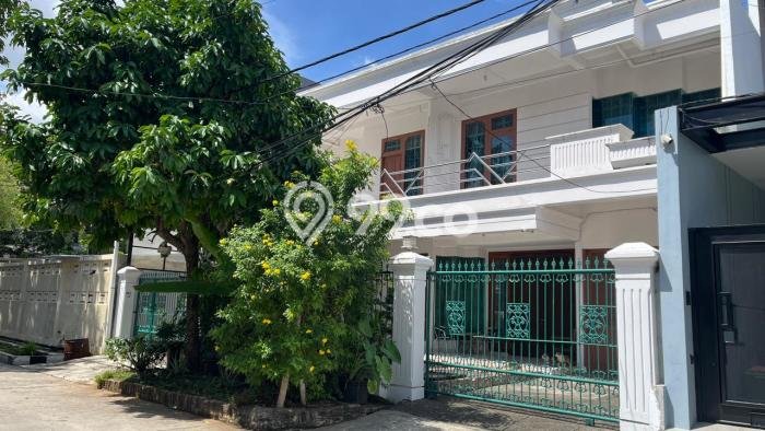 For Sale! Luxury House LT 426m2 Desain Modern di Gunung Sahari For Sale! Luxury House LT 426m2 Desain Modern di Gunung Sahari