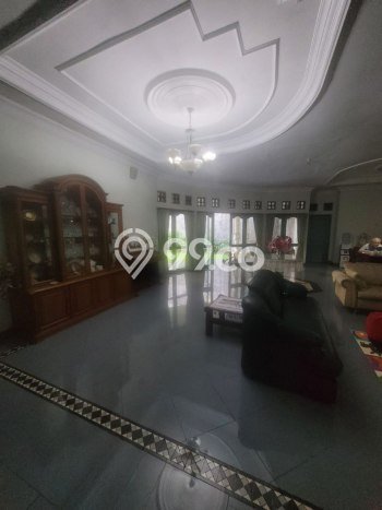 Dijual Rumah Luas Megah Dengan View Eksklusif di Pondok Kelapa, Jakarta Timur Dijual Rumah Luas Megah Dengan View Eksklusif di Pondok Kelapa, Jakarta Timur