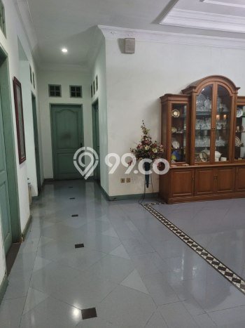 Dijual Rumah Luas Megah Dengan View Eksklusif di Pondok Kelapa, Jakarta Timur Dijual Rumah Luas Megah Dengan View Eksklusif di Pondok Kelapa, Jakarta Timur