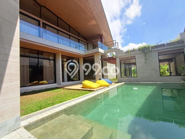 Ready to Use! Luxury House LT 500m2 Desain Elegan di Sanur Ready to Use! Luxury House LT 500m2 Desain Elegan di Sanur