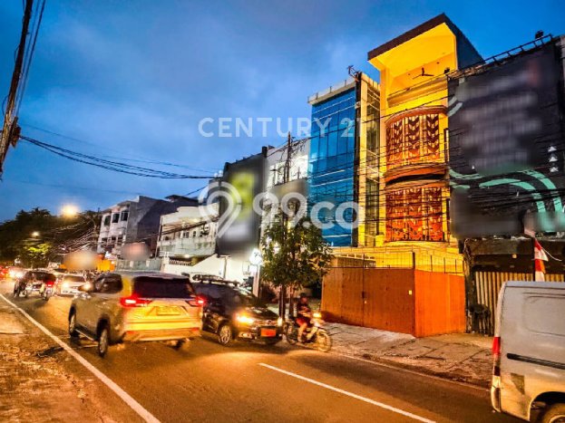 Jual Rumah Luas Elegan Dengan View Cantik di Tanjung Duren, Jakarta Barat Jual Rumah Luas Elegan Dengan View Cantik di Tanjung Duren, Jakarta Barat
