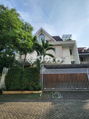Jual Rumah Luas Megah Dengan View Cantik di Pondok Indah, Jakarta Selatan Jual Rumah Luas Megah Dengan View Cantik di Pondok Indah, Jakarta Selatan