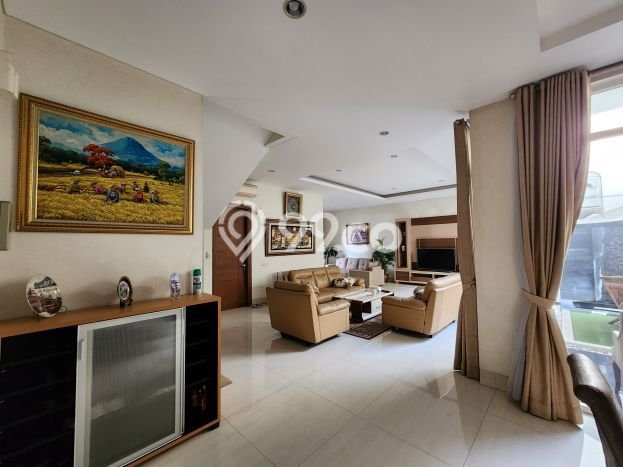 Jual Rumah Luas Megah Dengan View Cantik di Pondok Indah, Jakarta Selatan Jual Rumah Luas Megah Dengan View Cantik di Pondok Indah, Jakarta Selatan