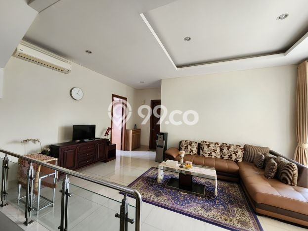 Jual Rumah Luas Megah Dengan View Cantik di Pondok Indah, Jakarta Selatan Jual Rumah Luas Megah Dengan View Cantik di Pondok Indah, Jakarta Selatan