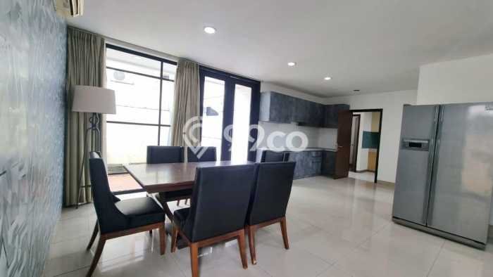PROPERTI PILIHAN! Rumah Nyaman di Cilandak, LT 188m² LB 270m² PROPERTI PILIHAN! Rumah Nyaman di Cilandak, LT 188m² LB 270m²