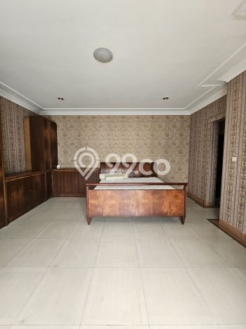 Hunian Elit LB 1000m2 Siap Pakai Desain Elegan di Pondok Indah, Jakarta Selatan Hunian Elit LB 1000m2 Siap Pakai Desain Elegan di Pondok Indah, Jakarta Selatan