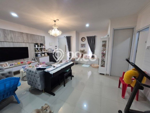 Dijual Rumah Luas Megah Dengan View Cantik di Gading Serpong, Tangerang Dijual Rumah Luas Megah Dengan View Cantik di Gading Serpong, Tangerang