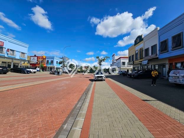 LOKASI STRATEGIS! Ruko di Gading Serpong, Luas 81m², Area Komersial, Mainroad LOKASI STRATEGIS! Ruko di Gading Serpong, Luas 81m², Area Komersial, Mainroad