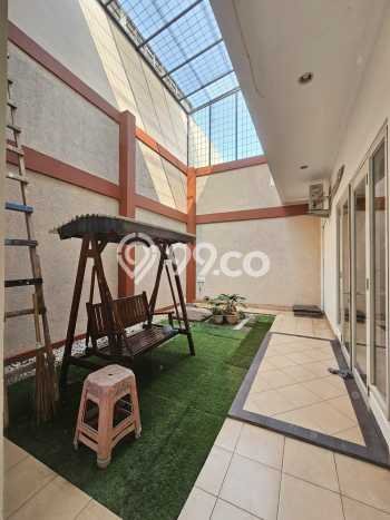 Rumah Strategis di Gading Serpong, Tangerang, LT 250m² Bangunan 230m² - HARGA NEGO! Rumah Strategis di Gading Serpong, Tangerang, LT 250m² Bangunan 230m² - HARGA NEGO!