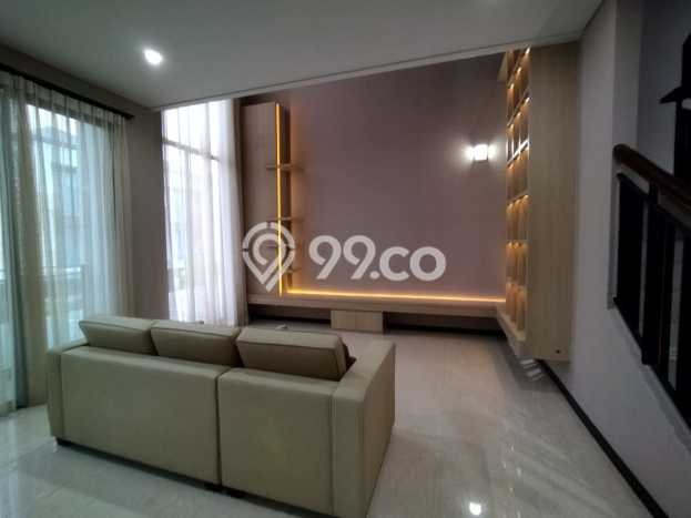 Jual Rumah Luas Megah Dengan View Cantik di BSD, Tangerang Jual Rumah Luas Megah Dengan View Cantik di BSD, Tangerang