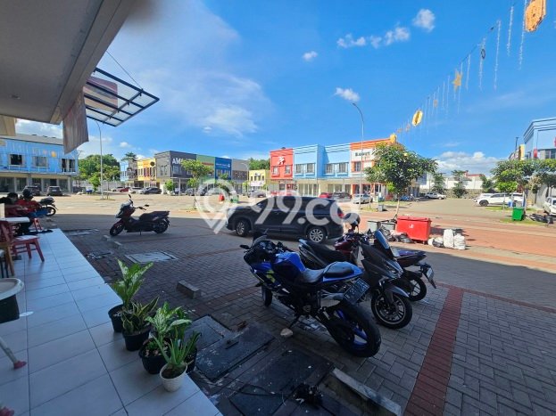LOKASI STRATEGIS! Ruko di Gading Serpong, Luas 81m², Area Komersial, Mainroad LOKASI STRATEGIS! Ruko di Gading Serpong, Luas 81m², Area Komersial, Mainroad