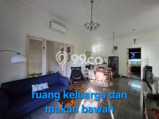Rumah Elit Modern Tanpa Renovasi di Permata Buana Jakarta Barat Rumah Elit Modern Tanpa Renovasi di Permata Buana Jakarta Barat