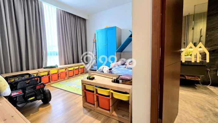 Rumah Elit Modern Siap Huni di BSD Tangerang Rumah Elit Modern Siap Huni di BSD Tangerang