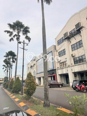 Unit Ruko Dijual di Tangerang LT 250m2 & LB 700m2 Unit Ruko Dijual di Tangerang LT 250m2 & LB 700m2