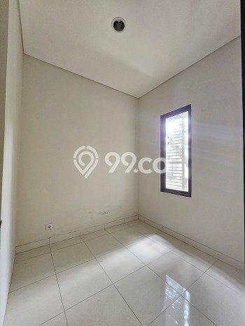 Dijual Hunian Rumah Nyaman 3 Kamar di BSD, Tangerang Dijual Hunian Rumah Nyaman 3 Kamar di BSD, Tangerang