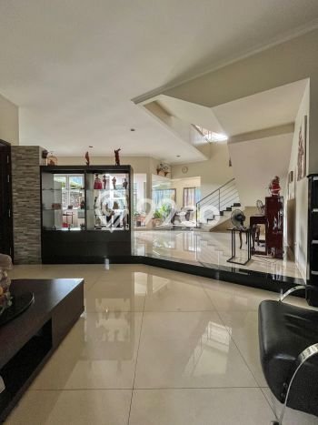For Sale Rumah Mewah Exclusive di Karawaci, Tangerang For Sale Rumah Mewah Exclusive di Karawaci, Tangerang