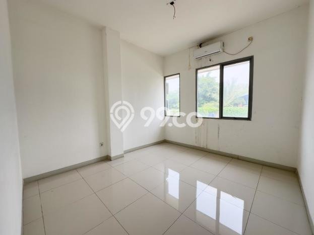 Dijual Komersial Strategis Kawasan Gading Serpong, Luas 442m², Jalan Utama, Area Bisnis Dijual Komersial Strategis Kawasan Gading Serpong, Luas 442m², Jalan Utama, Area Bisnis