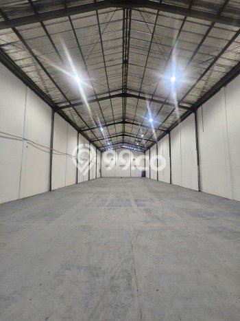 Gudang Disewakan Lokasi BSD Tangerang Selatan Harga Spesial! Gudang Disewakan Lokasi BSD Tangerang Selatan Harga Spesial!