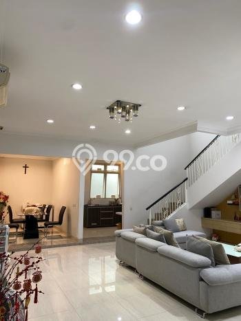 Rumah Elit LB 250m2 Siap Huni Desain Elegan di Gading Serpong, Tangerang Rumah Elit LB 250m2 Siap Huni Desain Elegan di Gading Serpong, Tangerang