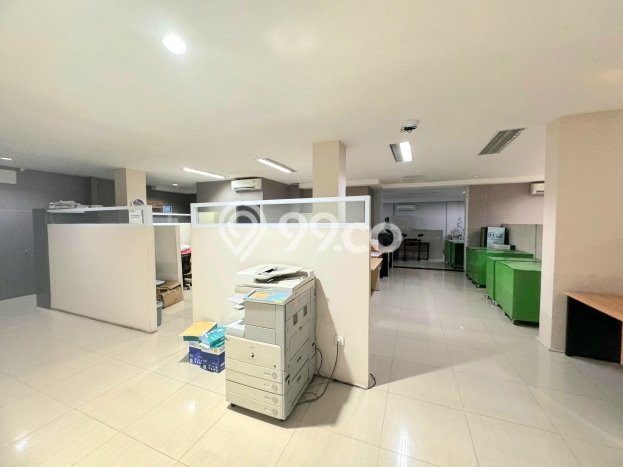 Unit Ruko Dijual di Tangerang LT 250m2 & LB 700m2 Unit Ruko Dijual di Tangerang LT 250m2 & LB 700m2