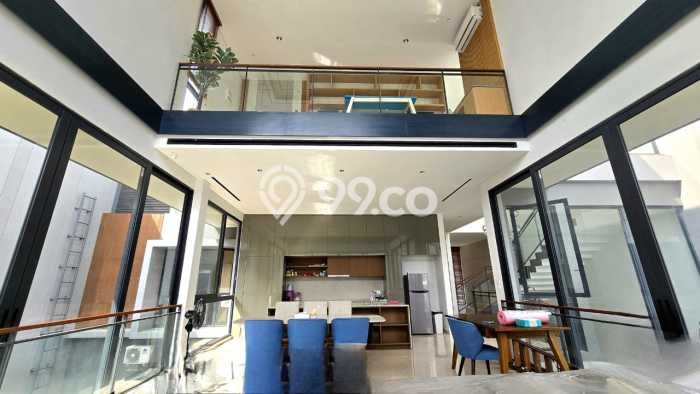 Rumah Elit Modern Siap Huni di BSD Tangerang Rumah Elit Modern Siap Huni di BSD Tangerang