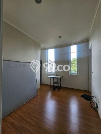 For Sale! Luxury House LT 84m2 Desain Modern di BSD Eminent For Sale! Luxury House LT 84m2 Desain Modern di BSD Eminent