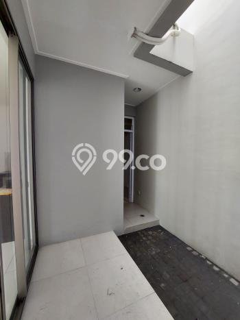 Dijual Rumah Luas Megah Dengan View Cantik di Pantai Indah Kapuk, Jakarta Utara Dijual Rumah Luas Megah Dengan View Cantik di Pantai Indah Kapuk, Jakarta Utara