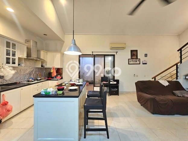 Rumah Luxury Modern Tanpa Renovasi di Gading Serpong Tangerang Rumah Luxury Modern Tanpa Renovasi di Gading Serpong Tangerang
