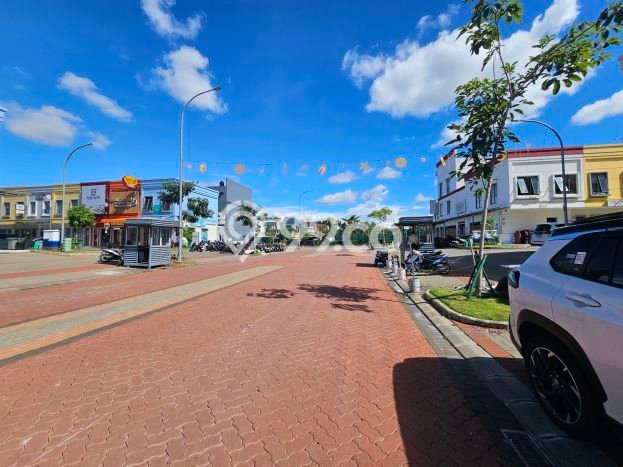 LOKASI STRATEGIS! Ruko di Gading Serpong, Luas 81m², Area Komersial, Mainroad LOKASI STRATEGIS! Ruko di Gading Serpong, Luas 81m², Area Komersial, Mainroad