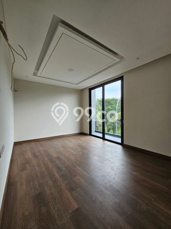 Ready to Use! Luxury House LT 324m2 Desain Modern di BSD Ready to Use! Luxury House LT 324m2 Desain Modern di BSD