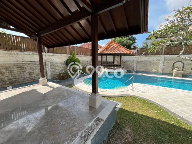 Dijual Rumah Luas Elegan Dengan View Eksklusif di Benoa, Badung Dijual Rumah Luas Elegan Dengan View Eksklusif di Benoa, Badung