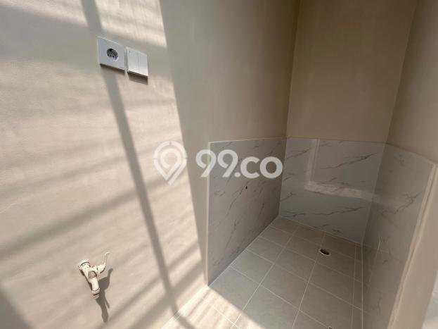 Rumah Luas Asri 3 KT Siap Pakai di BSD Griya Loka Tangerang Rumah Luas Asri 3 KT Siap Pakai di BSD Griya Loka Tangerang