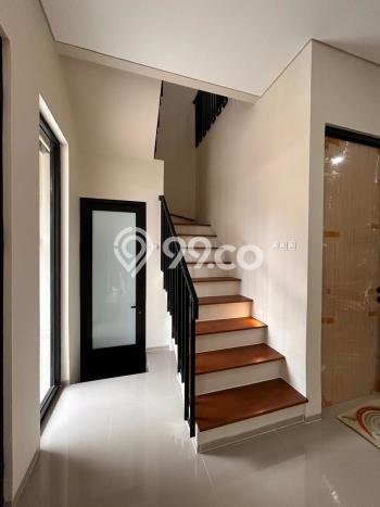 For Sale Hunian Rumah Terawat 3 Kamar di BSD Nusaloka, Tangerang For Sale Hunian Rumah Terawat 3 Kamar di BSD Nusaloka, Tangerang