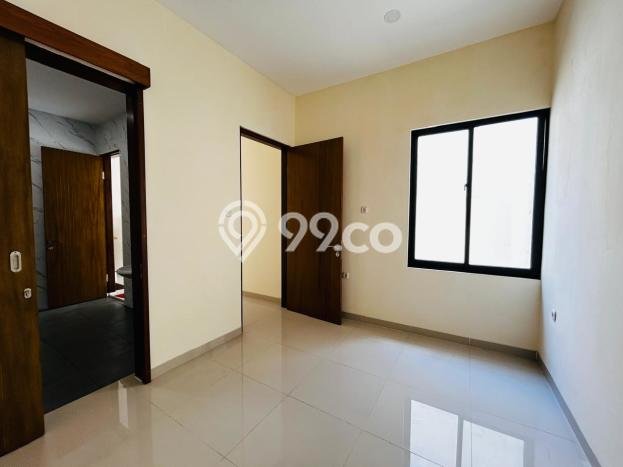 Rumah Elit LB 180m2 Siap Huni Desain Elegan di Alam Sutera, Tangerang Rumah Elit LB 180m2 Siap Huni Desain Elegan di Alam Sutera, Tangerang