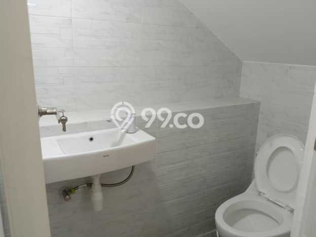 Rumah Luxury Modern Tanpa Renovasi di BSD Griya Loka Tangerang Rumah Luxury Modern Tanpa Renovasi di BSD Griya Loka Tangerang