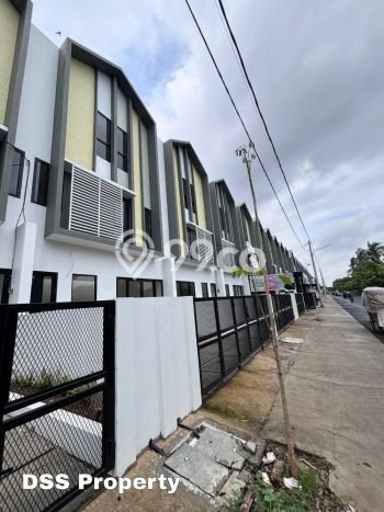Ruko Bagus Dijual LB 97m2 Lokasi Strategis Bekasi Area Cocok untuk Berbisnis Ruko Bagus Dijual LB 97m2 Lokasi Strategis Bekasi Area Cocok untuk Berbisnis