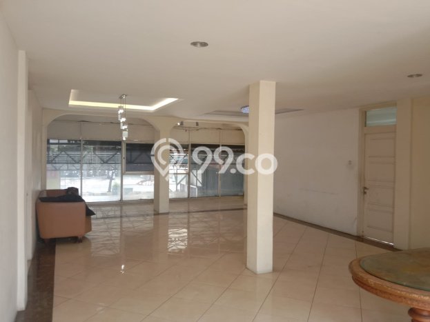 Ruko Dijual di Ciputat Timur Tangerang Selatan dengan LB 600m2 Ruko Dijual di Ciputat Timur Tangerang Selatan dengan LB 600m2