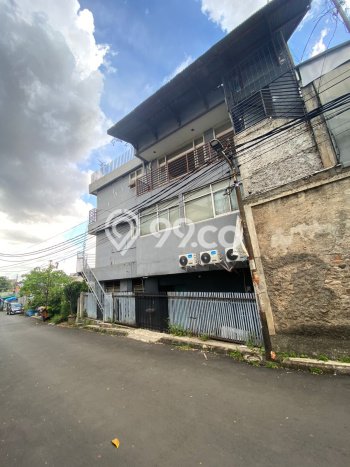 Ruko Dijual di Ciputat Timur Tangerang Selatan dengan LB 600m2 Ruko Dijual di Ciputat Timur Tangerang Selatan dengan LB 600m2