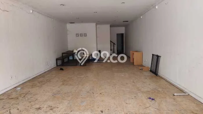 Ruko Disewakan Cepat di Denpasar Barat Denpasar LB 300m2 Ruko Disewakan Cepat di Denpasar Barat Denpasar LB 300m2