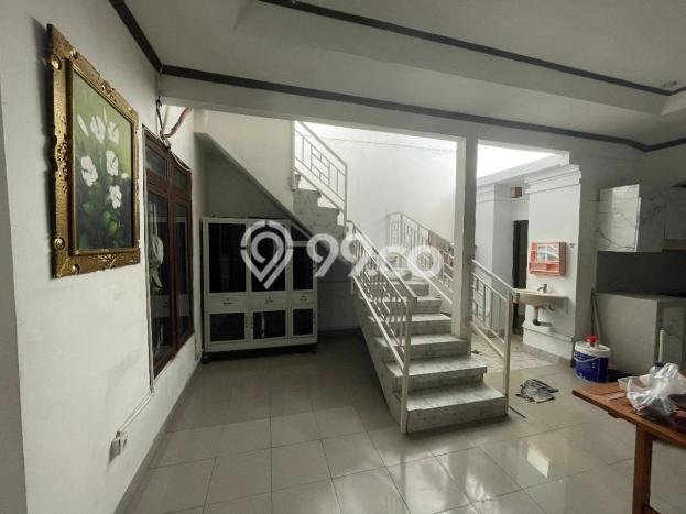 Hunian Impian Modern! Rumah 2 Lantai area Jimbaran, Badung, LT 150m2m² LB 145m2m² Hunian Impian Modern! Rumah 2 Lantai area Jimbaran, Badung, LT 150m2m² LB 145m2m²