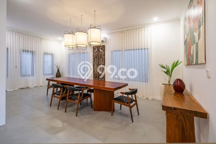 DIJUAL! Vila di , Area 295m2m², Posisi Premium DIJUAL! Vila di , Area 295m2m², Posisi Premium