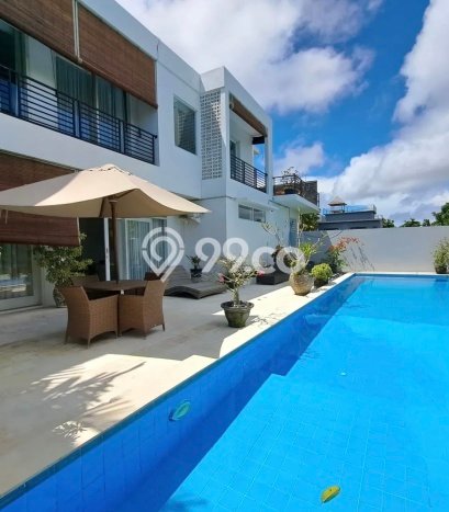 DIJUAL! Vila di , Area 408m2m², Posisi Strategis DIJUAL! Vila di , Area 408m2m², Posisi Strategis