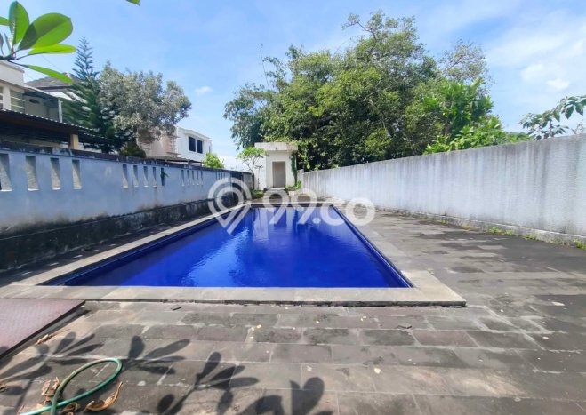Rumah Sewa Badung LT 154m2 LB 90m2 Area Jimbaran Rumah Sewa Badung LT 154m2 LB 90m2 Area Jimbaran