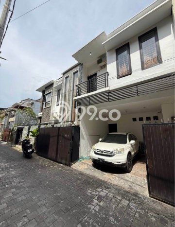 Rumah kawasan Denpasar Selatan, Ready, 4 KT, Akses Denpasar Selatan, Denpasar, Denpasar, Luas 150m2m² LB 115m2m² Rumah kawasan Denpasar Selatan, Ready, 4 KT, Akses Denpasar Selatan, Denpasar, Denpasar, Luas 150m2m² LB 115m2m²