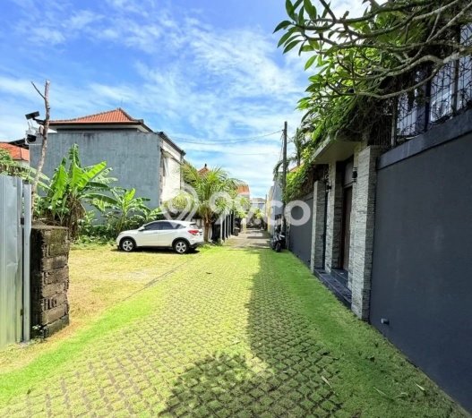 Tanah Dijual Lokasi Strategis di Badung dengan Luas 300m2 Tanah Dijual Lokasi Strategis di Badung dengan Luas 300m2