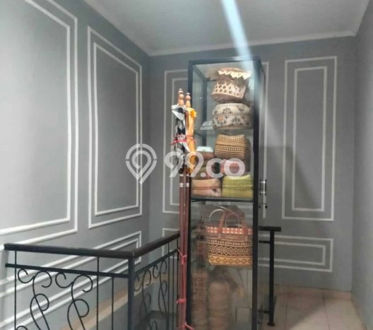 Disewakan! Rumah 4 Kamar Tidur &
2 Kamar Mandi di Nusa Dua, Badung Disewakan! Rumah 4 Kamar Tidur &
2 Kamar Mandi di Nusa Dua, Badung