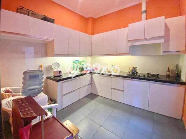 For Sale Rumah 3 Kamar Lokasi Strategis Bagus dan Strategis di Kuta Selatan For Sale Rumah 3 Kamar Lokasi Strategis Bagus dan Strategis di Kuta Selatan
