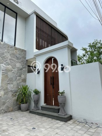LOKASI STRATEGIS! Vila Kawasan , Area 125m2m², Lingkungan Strategis LOKASI STRATEGIS! Vila Kawasan , Area 125m2m², Lingkungan Strategis